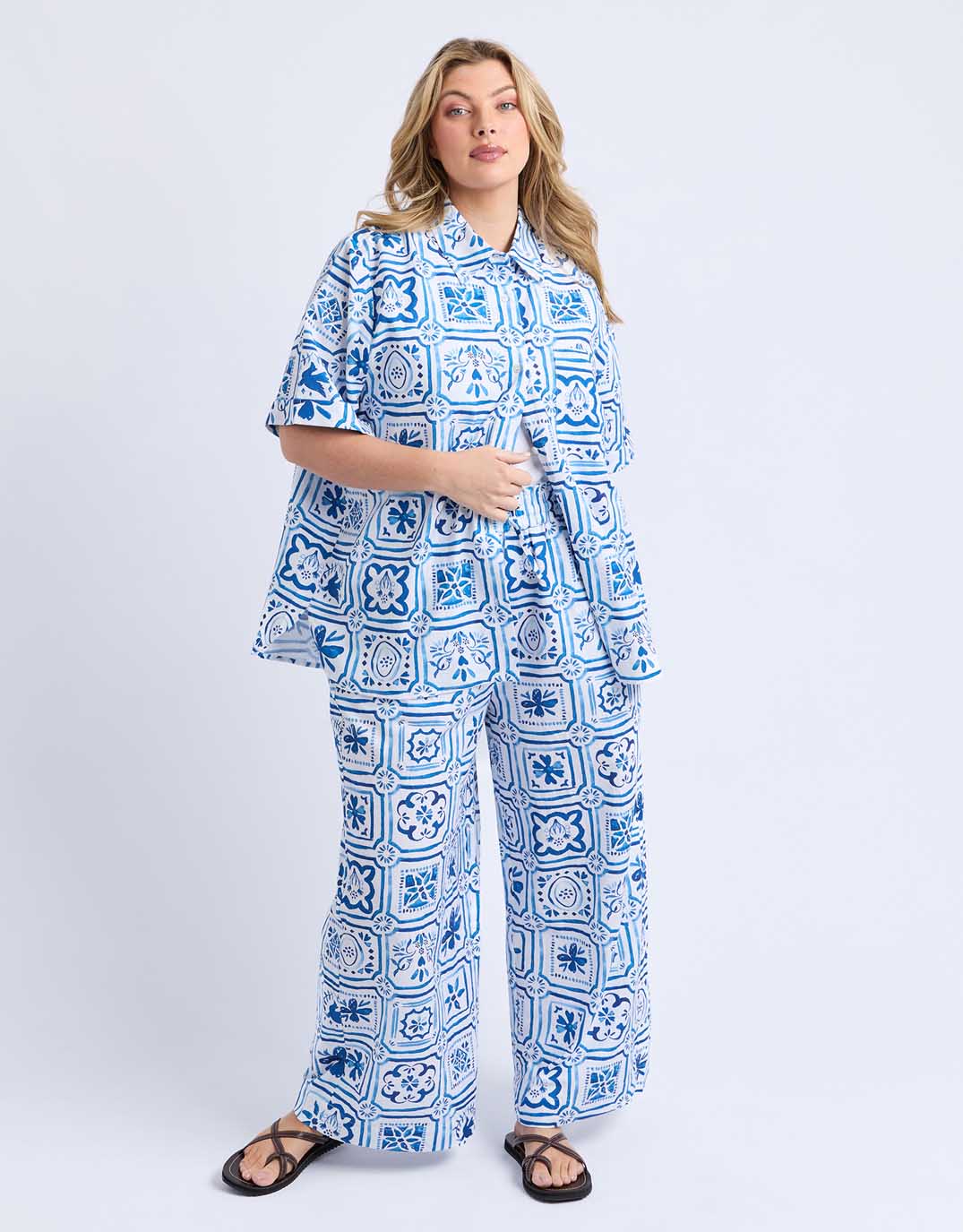 Dolce Tile Shirt - Ocean Tile Print - Image 4