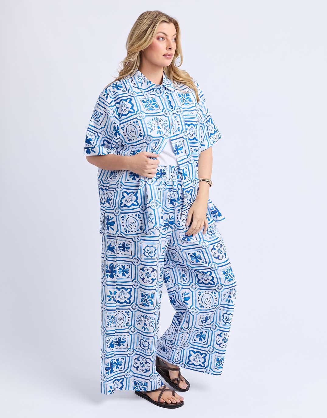 Dolce Tile Shirt - Ocean Tile Print - Image 5