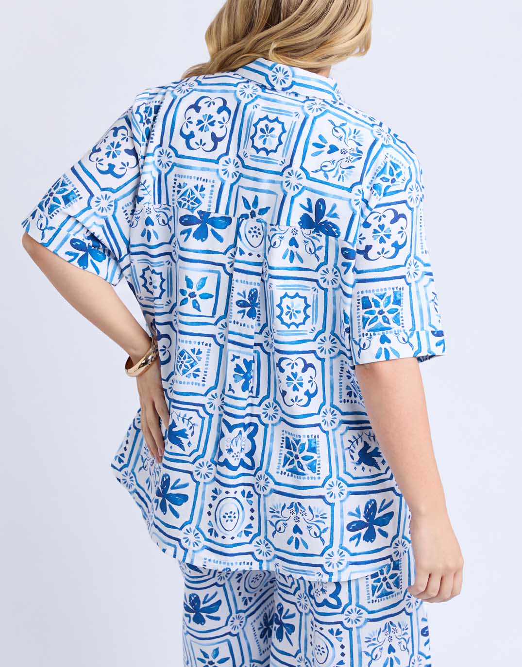 Dolce Tile Shirt - Ocean Tile Print - Image 8