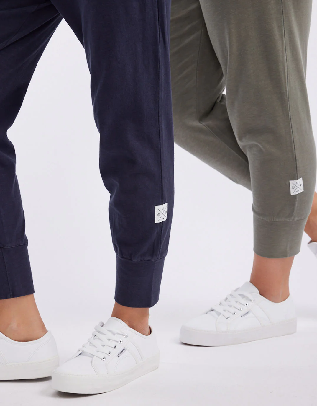 3/4 Brunch Pants - Navy - Image 11