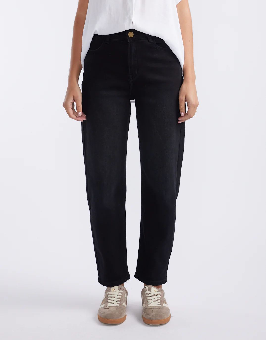 Harper Stretch Mum Barrel Jean - Black