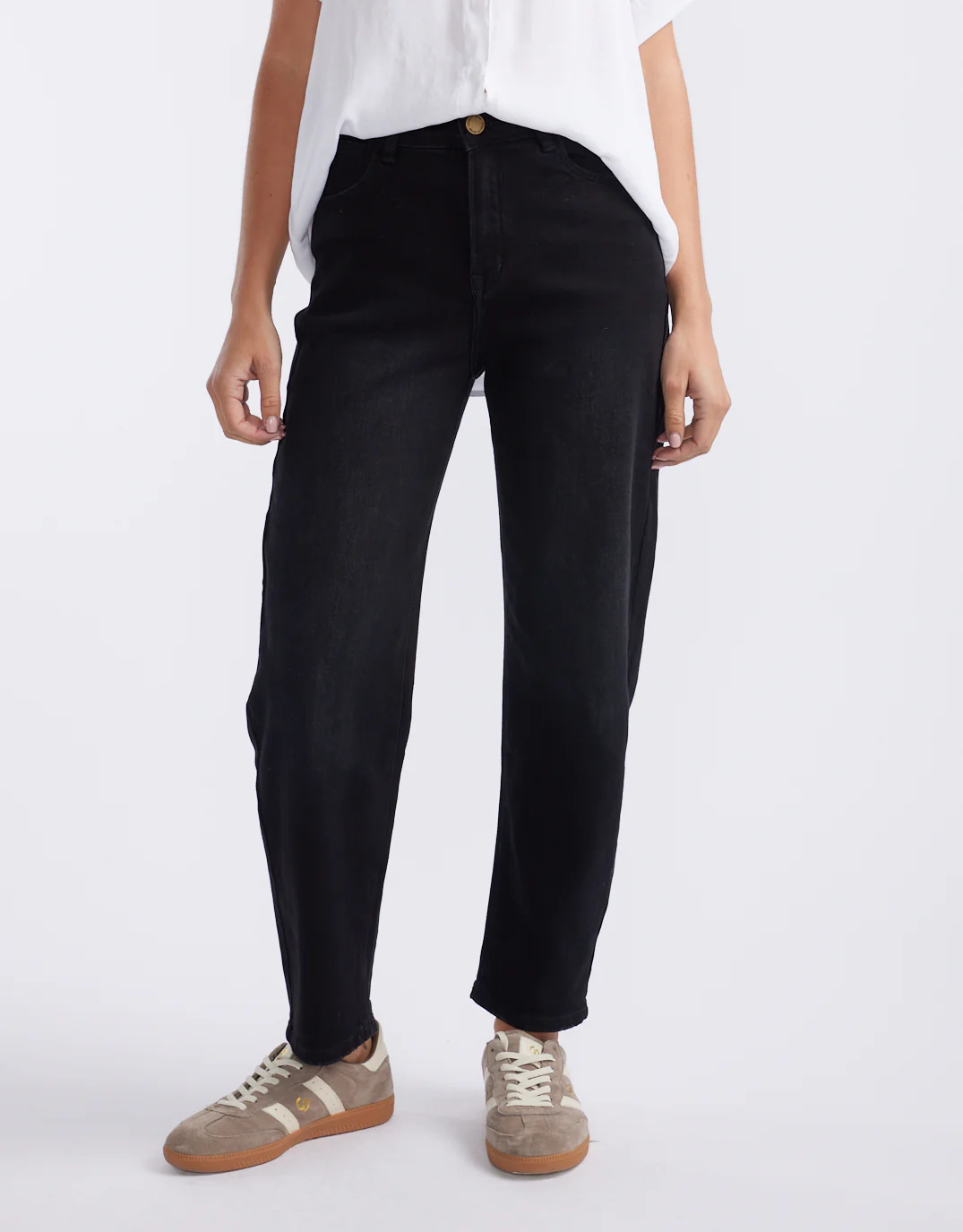 Harper Stretch Mum Barrel Jean - Black - Image 3