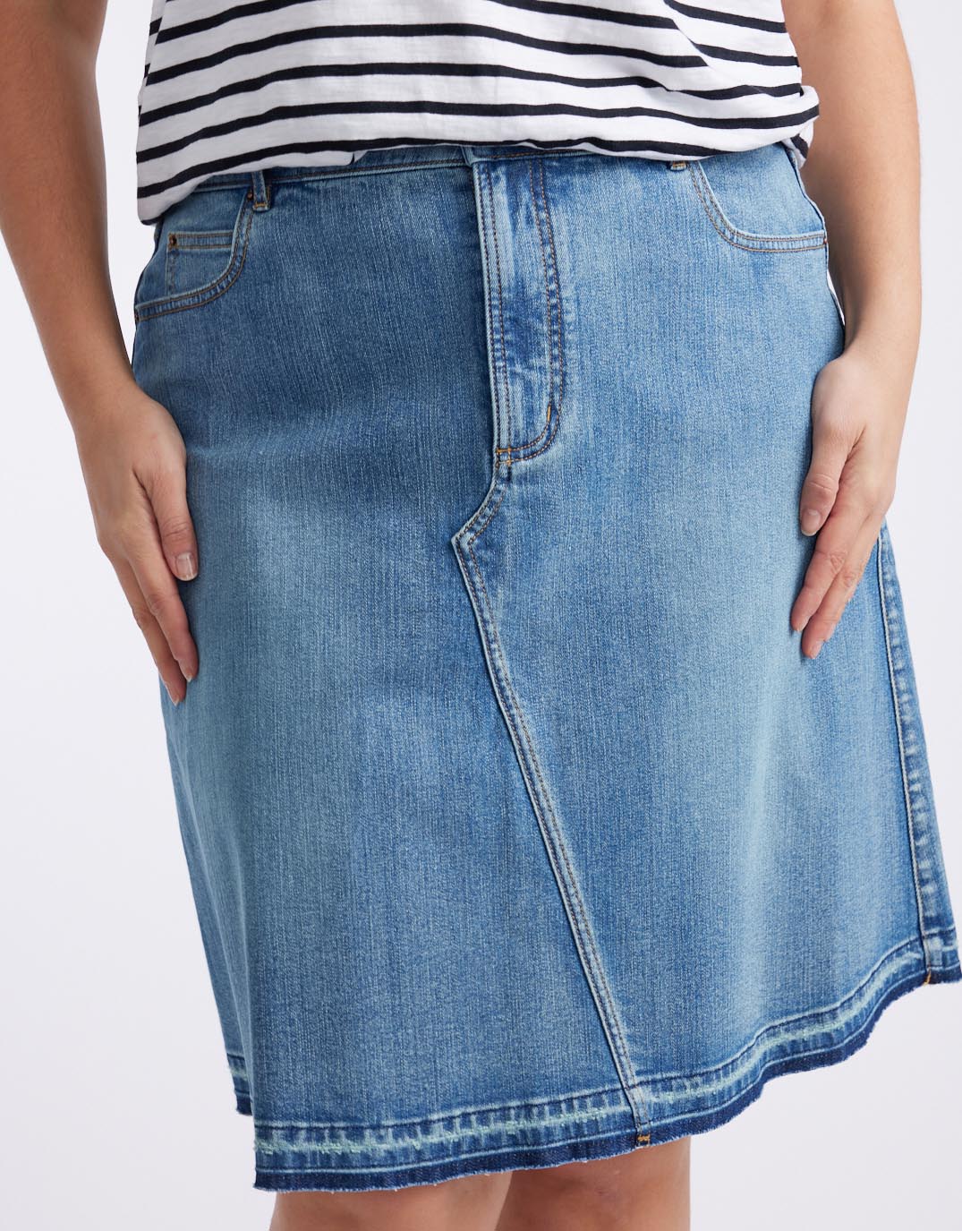 Holly Denim Skirt - Mid Wash - Image 12