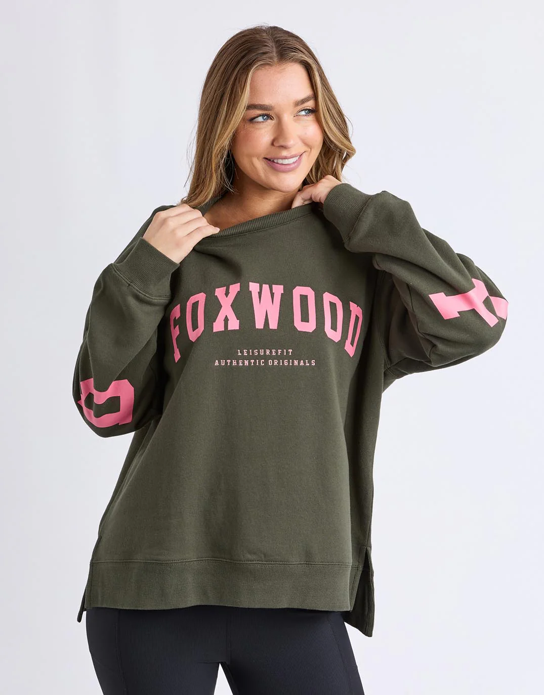 Interval Crew - Dark Khaki / Coral