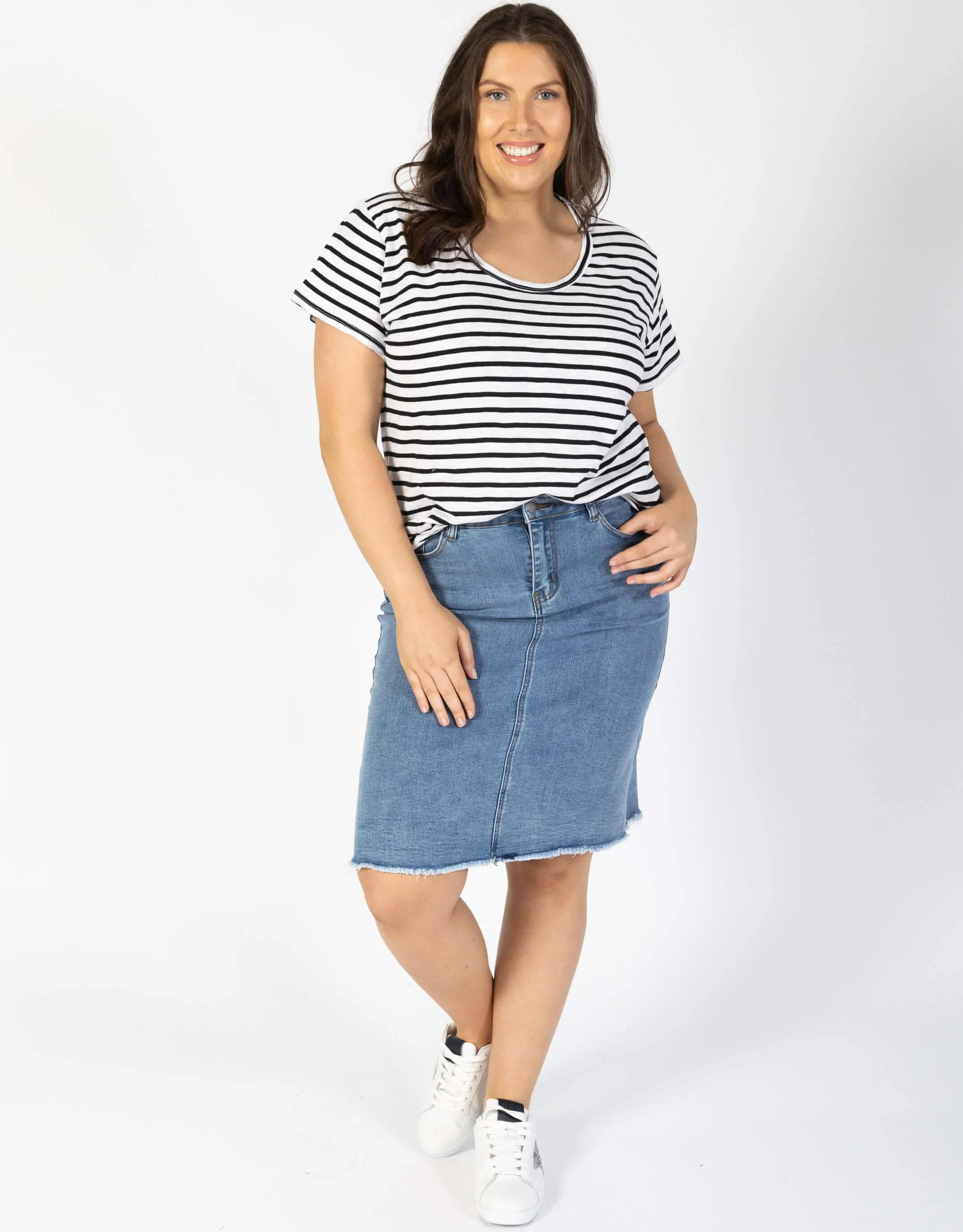 Original Round Neck T-Shirt - Black/White Stripe - Image 5