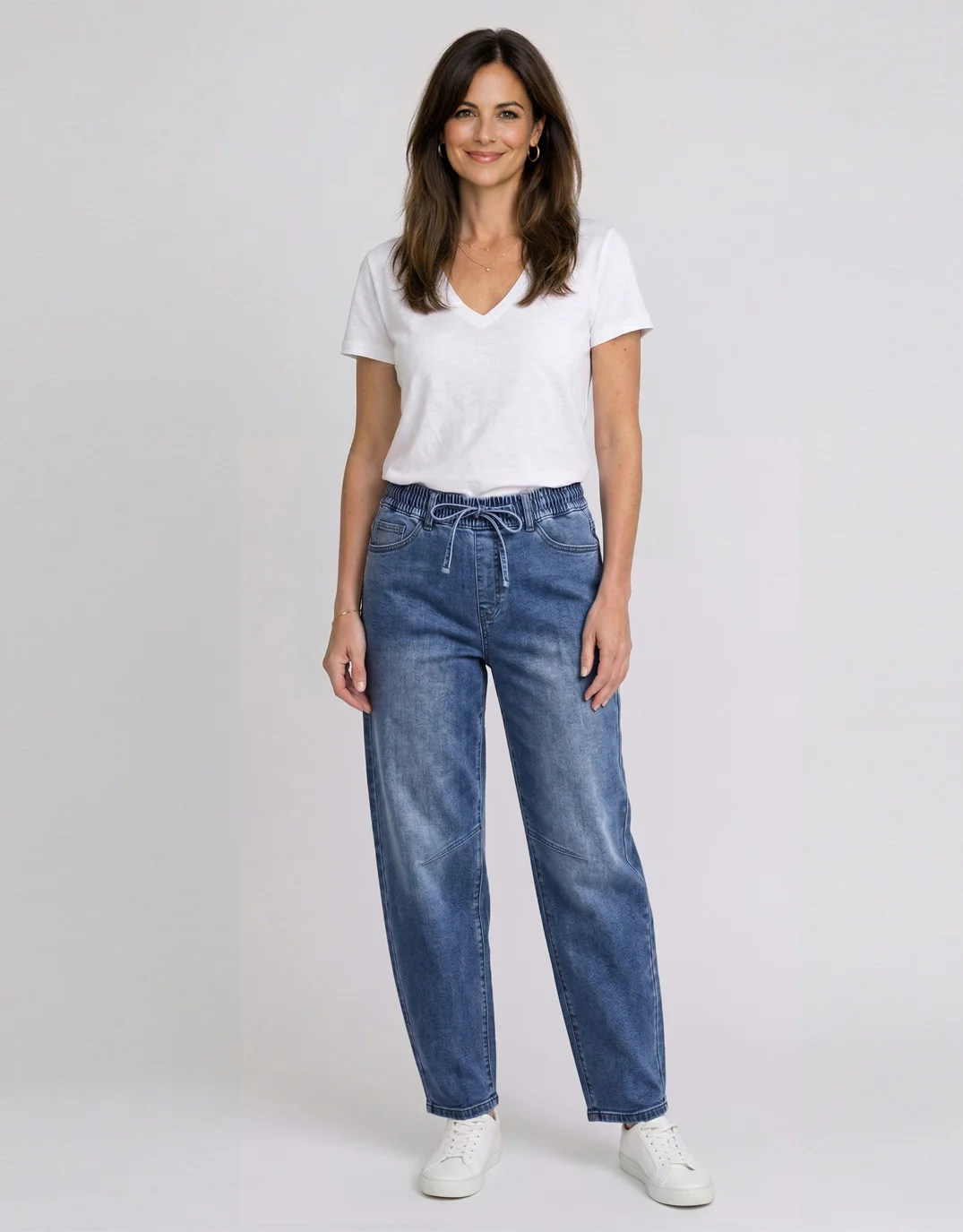 Sienna Barrel Jeans - Mid Blue - Image 4