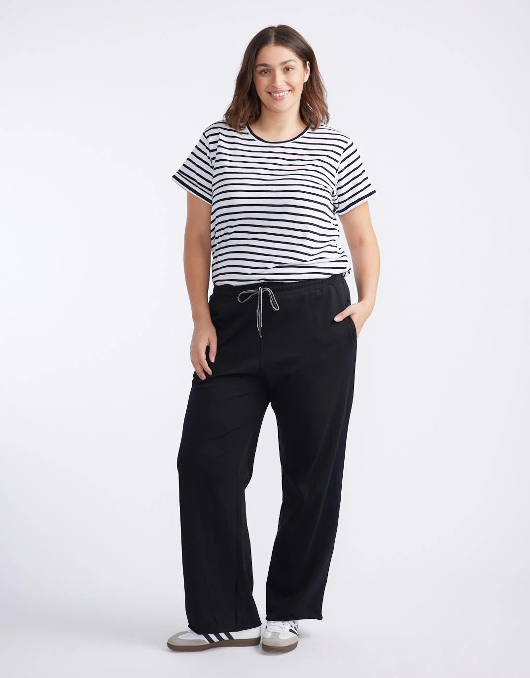 The Lounger Pant - Black - Image 2