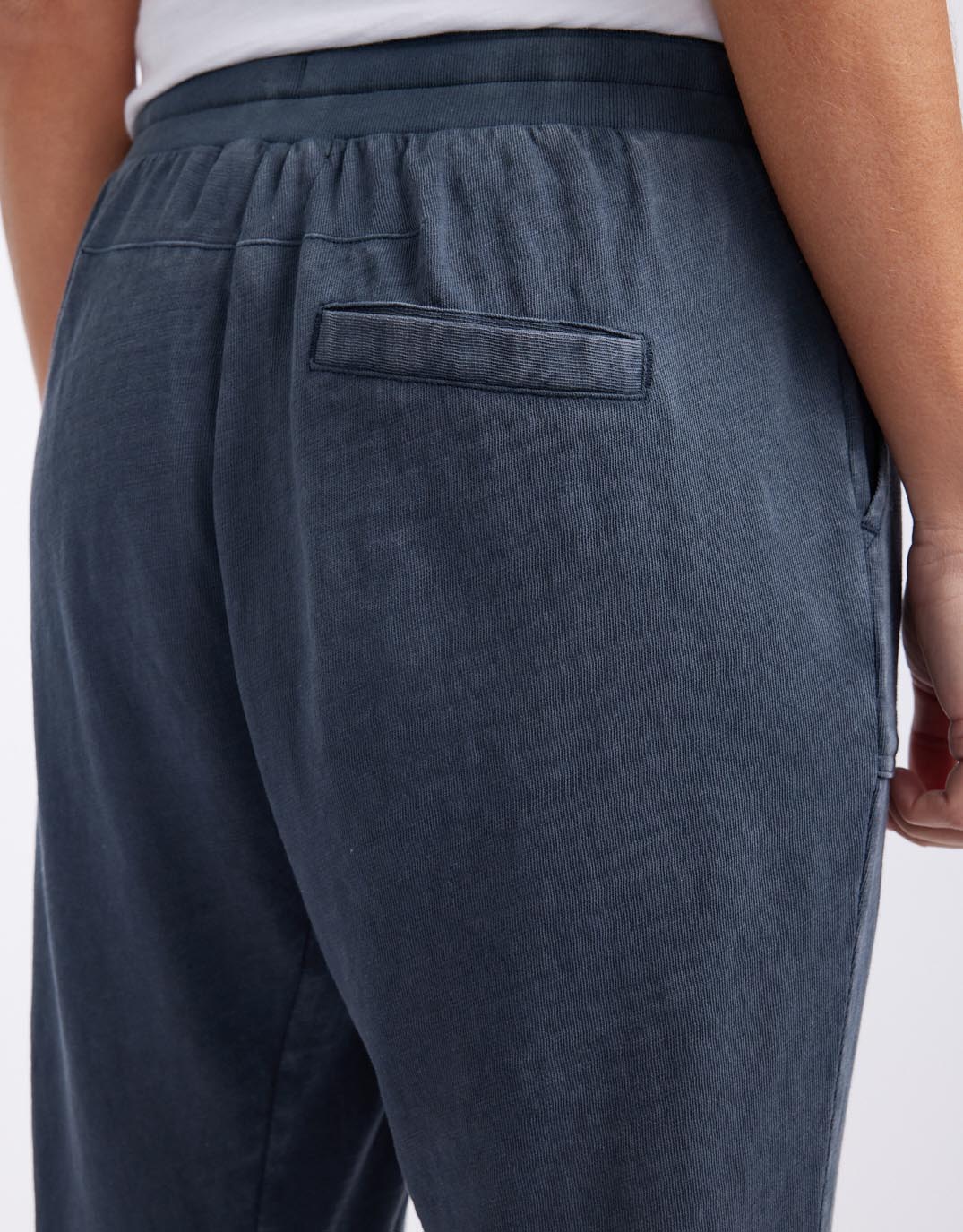 The Sunset Pant - Washed Navy - Image 7